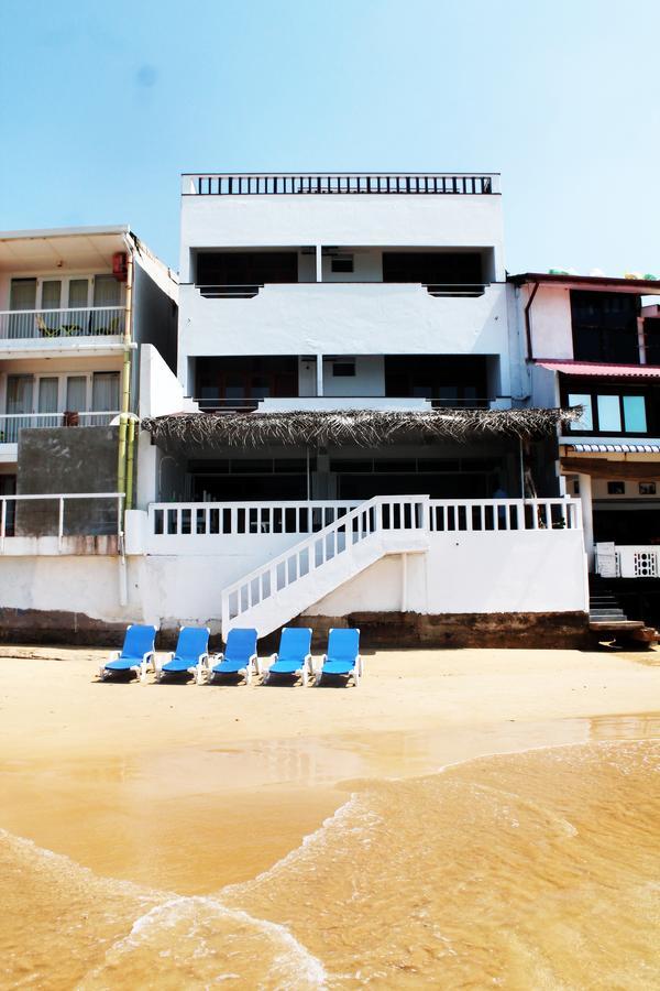 Coral Seas Beach Hikkaduwa Exterior foto