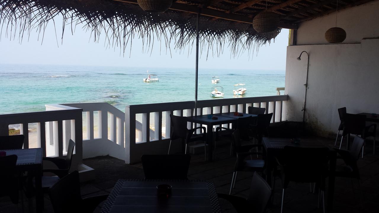 Coral Seas Beach Hikkaduwa Exterior foto