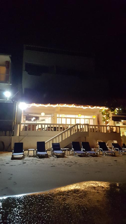 Coral Seas Beach Hikkaduwa Exterior foto