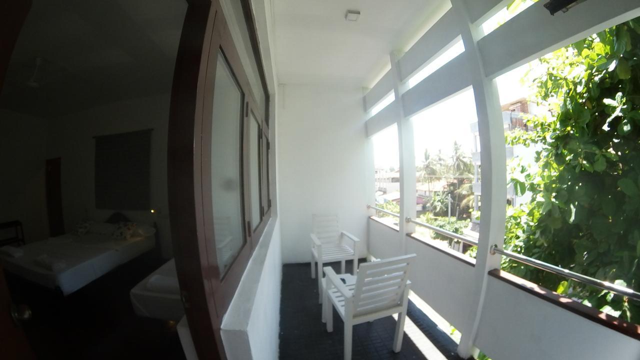 Coral Seas Beach Hikkaduwa Exterior foto